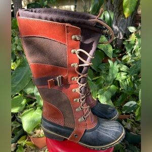 Sorel vintage conquest Carly snow boots
